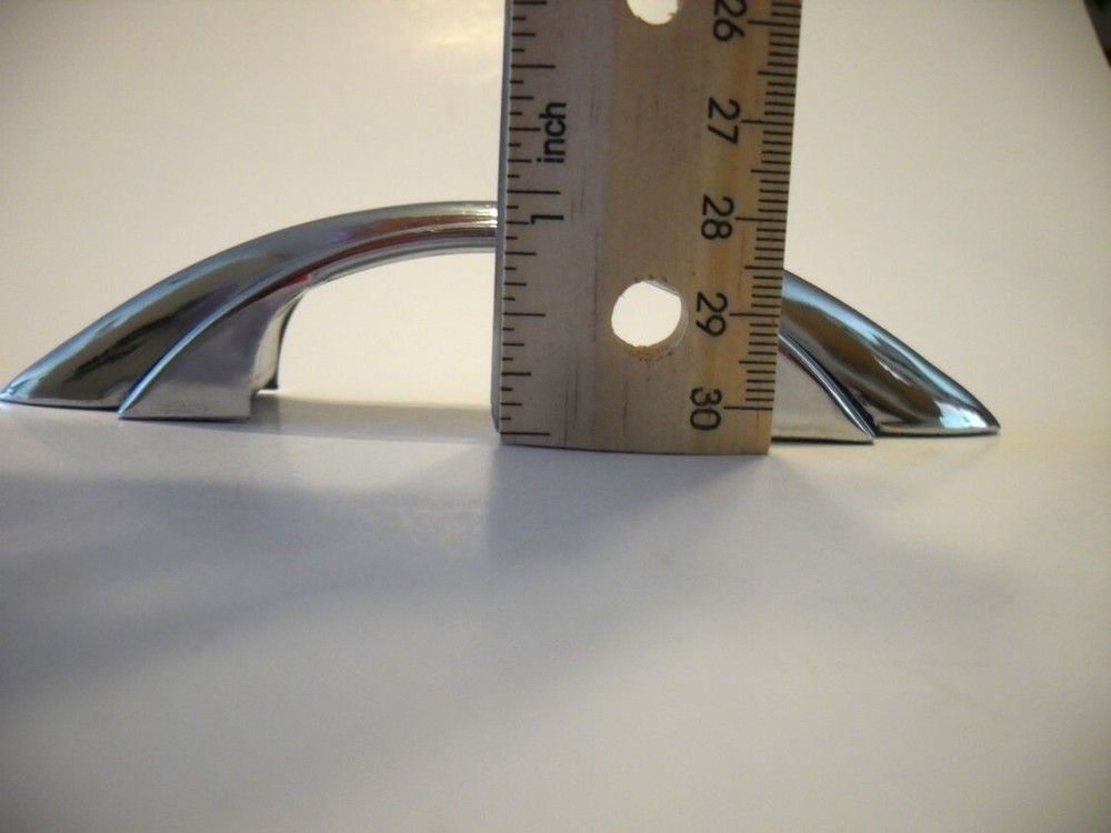 Vintage Chrome Drawer Pulls Stepped Sides Blk Lines Pointed Ends Amerock