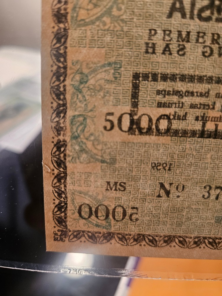 Indonesia Banknote PMG UNC rare this nice