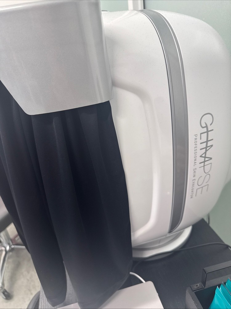Glimpse Skin Analysis Device