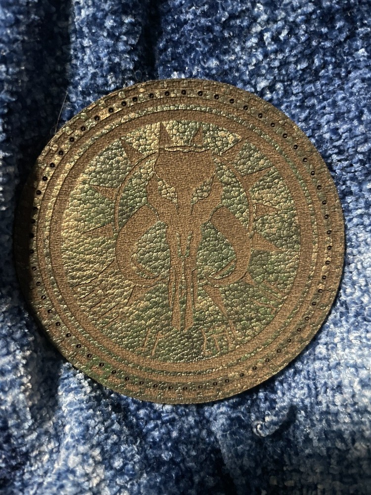 Star Wars MANDALORIAN SKULL Mythosaur Leather Patch