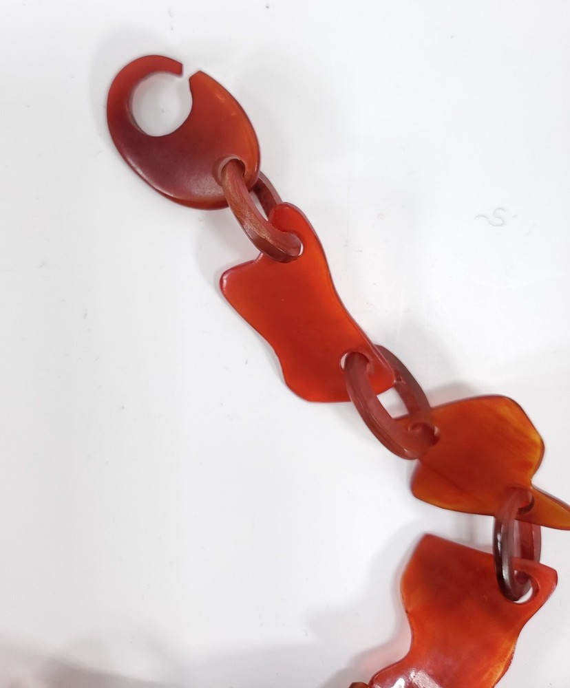 Mid Century Bakelite Necklace Amorphic Design