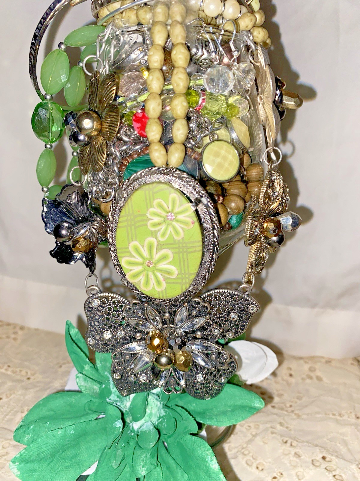 💚Enchanted Green Forest Whimsical Mystery Jewelry Jar – All Wearable pieces🌿💚