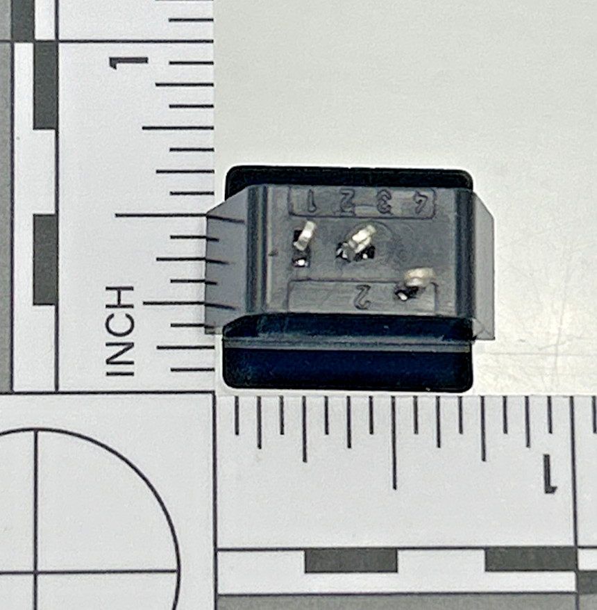 Bang & Olufsen 7210378 Speaker Socket for Beomaster 2000 5000