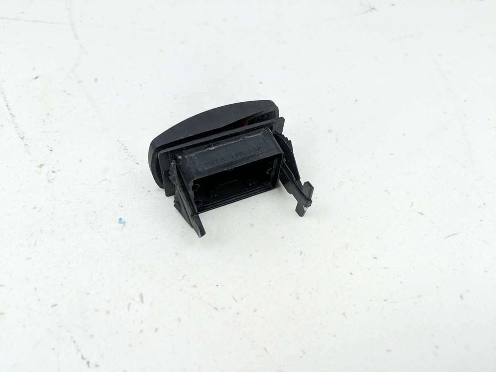 21 Tracker EV iS Switch Control Button A