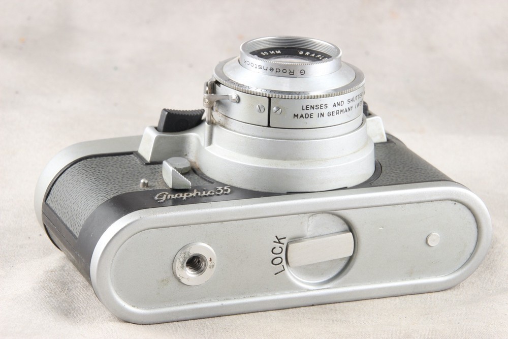 Graphic 35 Rangefinder Camera with Pushbutton Focus