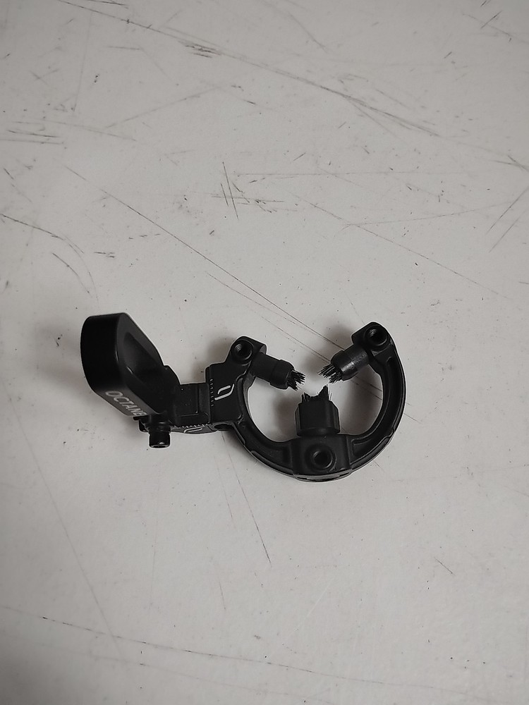 Octane Arrow Rest RH - No Screw