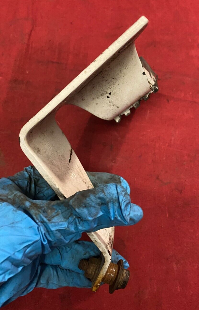 MACK CXU613 HOOD REST SUPPORT BRACKET RH