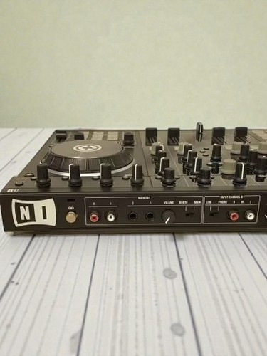Native Instruments Traktor Kontrol S4 MK2 Pro DJ Controller 4-Deck PCDJ JP