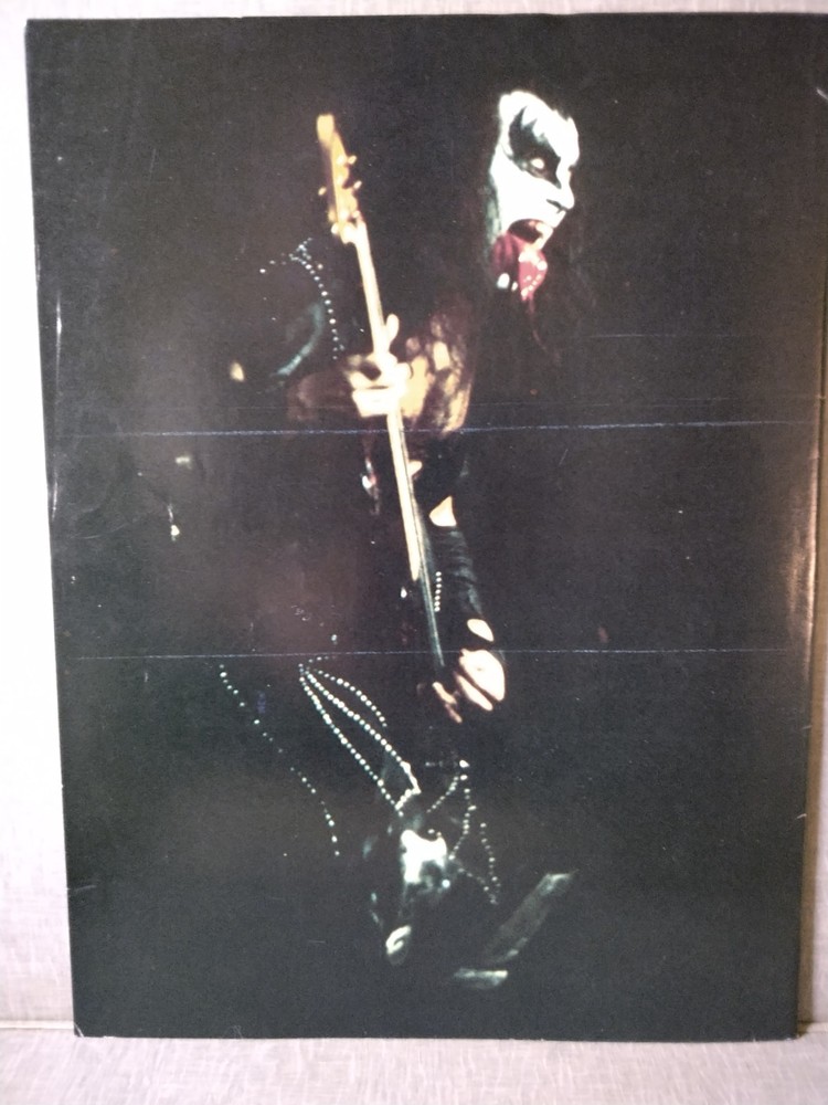 KISS Teen Favorites Magazine 1978. Nice