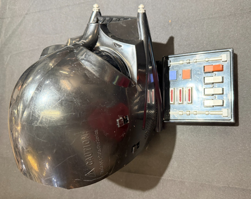 Hasbro 2004 Darth Vader Helmet Works PLEASE READ!!!*