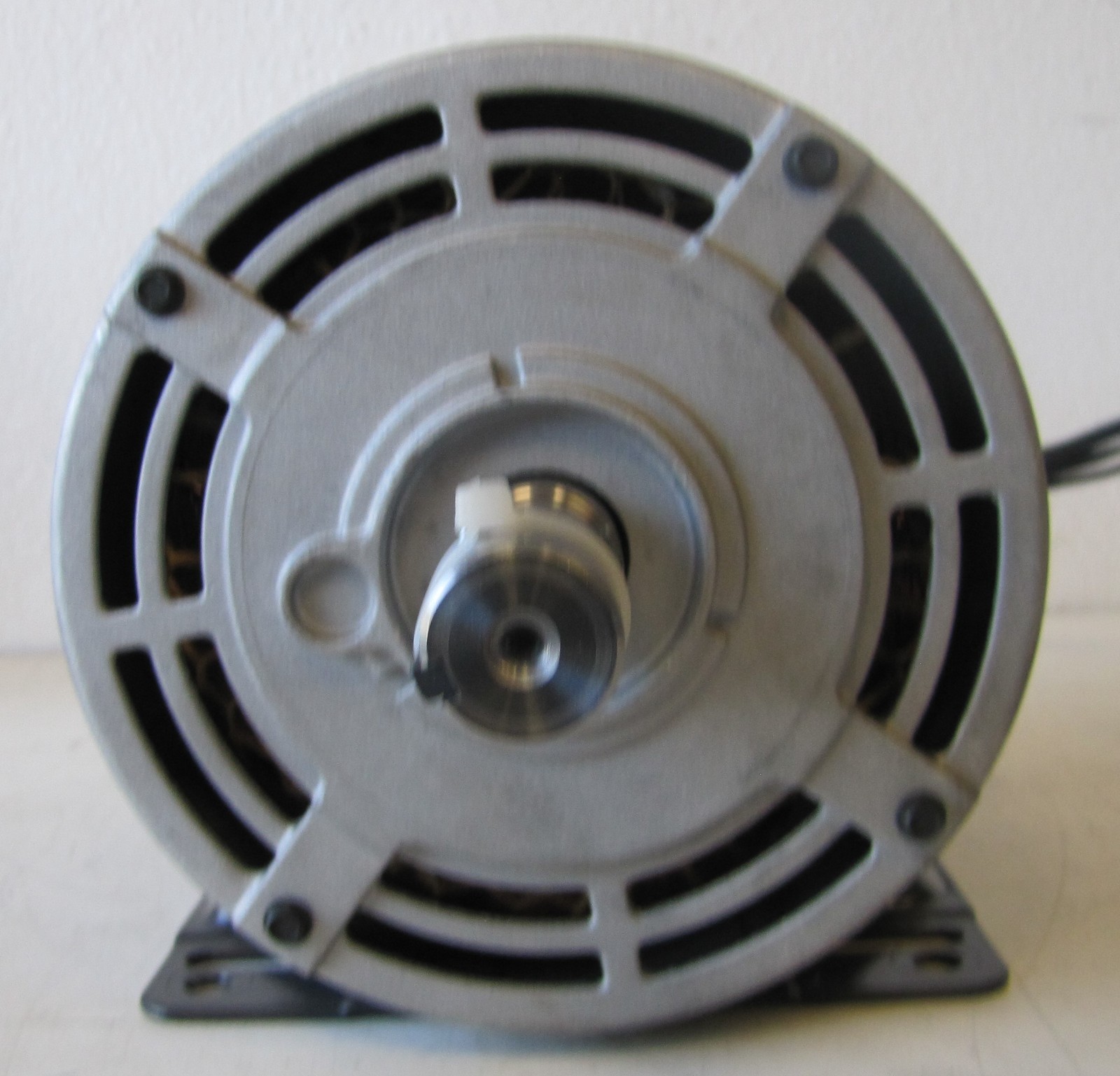 StarTrac 5 SPL HP Variable Controlled Treadmill Duty Motor 1745 RPM 230V 3PH