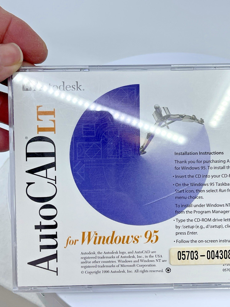 VTG AutoCadlt For Windows 95 Cd And Floppy Disk Bundle