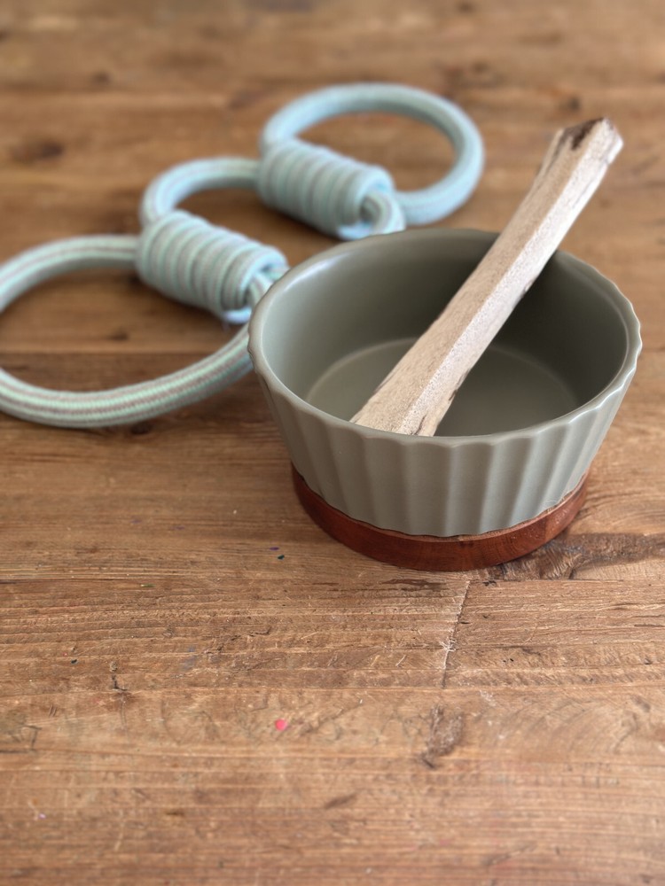 Assorted gift kit with different brands. Perfect for differente occasions.