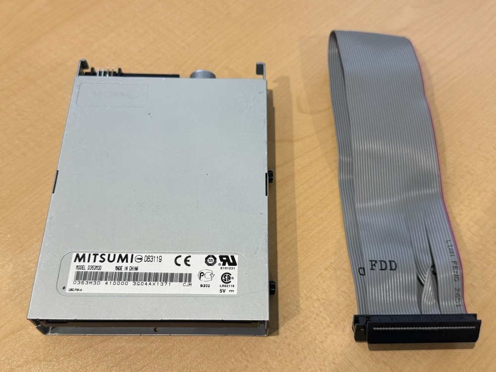 MITSUMI D353M3D 1.44MB FLOPPY DISK DRIVE NO FRONT BEZEL WITH CABLE *TESTED!