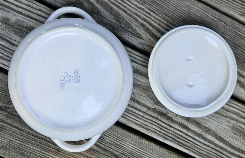2 Vintage Studio Nova Impulse; 2 Quart Round Covered Casserole, Oval Baker FRSHP