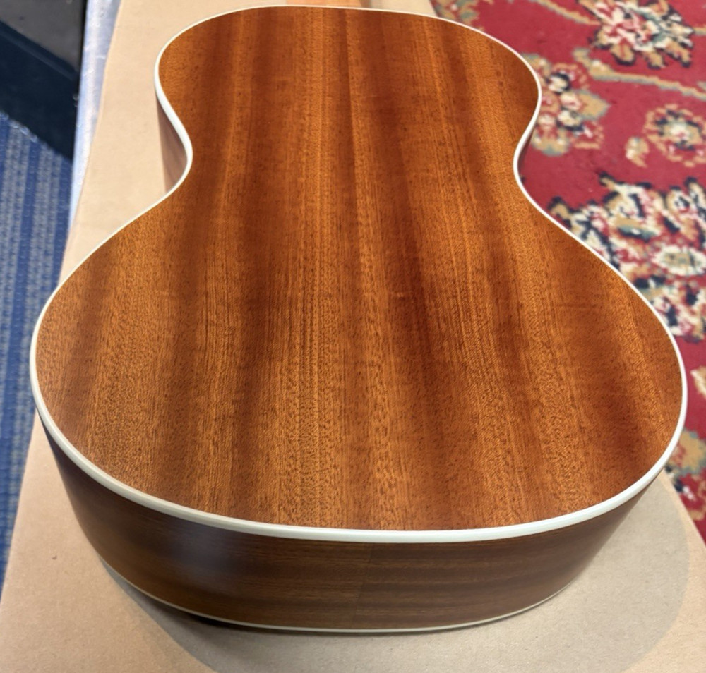 Kala KA-GL 6-String Guitarlele