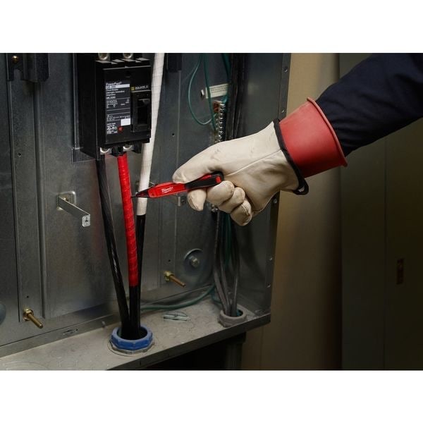 Milwaukee Tool 2202-20 Voltage Detector W/Led