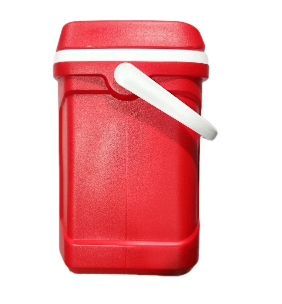 Igloo Profile II 30 Quart Bail, Red Portable Cooler