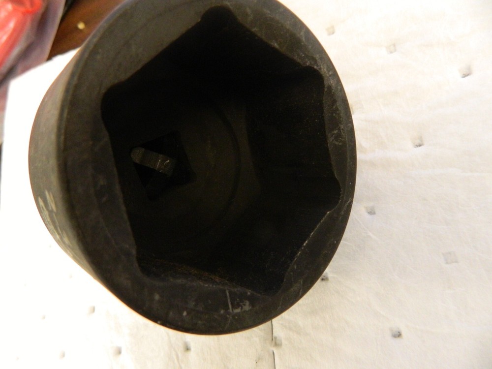 GEARWRENCH Impact Socket: 3/4″ Drive, 2.375″ Socket 84826