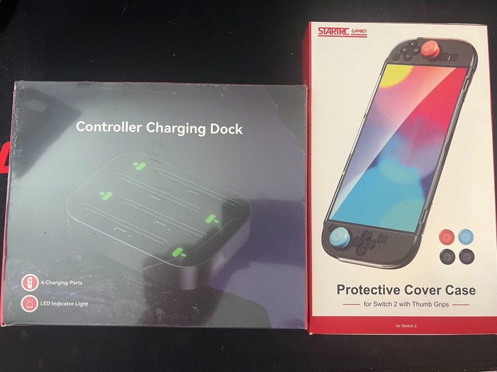 COMBO PACK- 4 in 1 Controller Charging Dock & Clear Dockable Protective Case