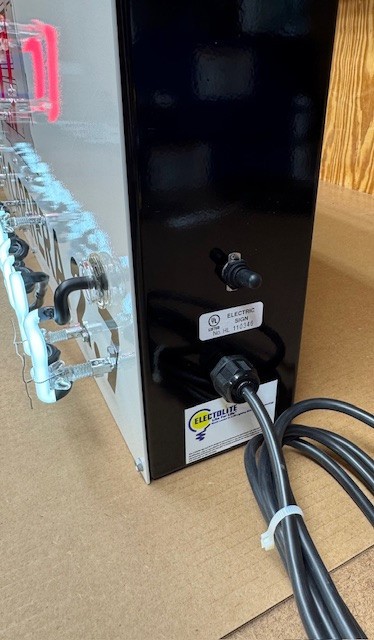 HONDA SERVICE PAN FORMED, EMBOSSED & EXTRUSION DEALER COUNTER SIGN 12" BY 20" !