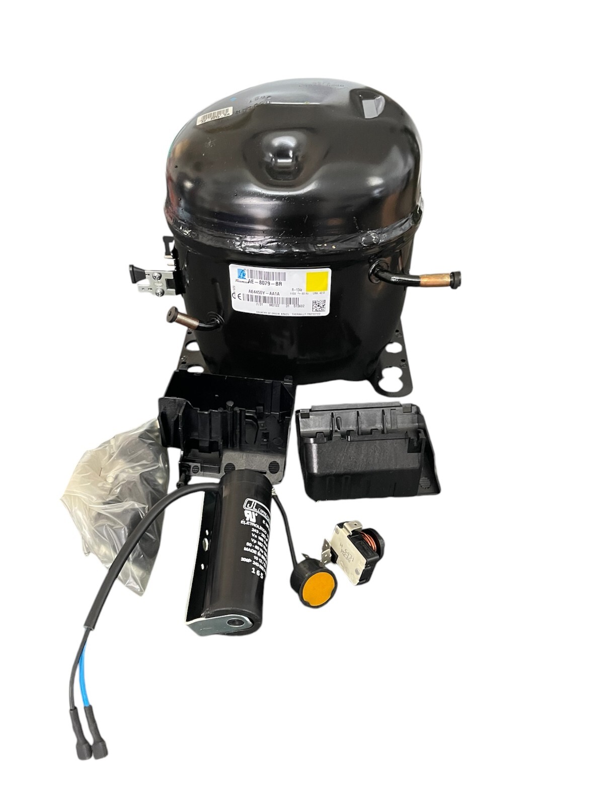 Tecumseh AE4450Y-AA1A Compressor 1/2 HP 115V/1PH/60HZ BTU/H=5450 3TUBES R134A