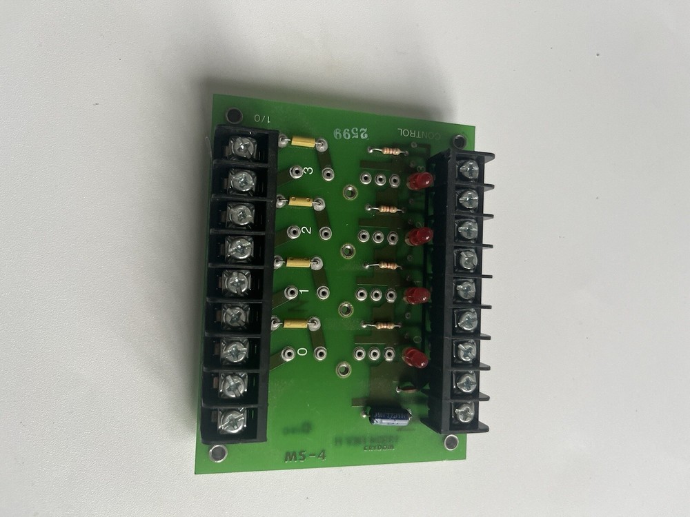 CRYDOM MS-4 I/O MOUNTING BOARD MS4