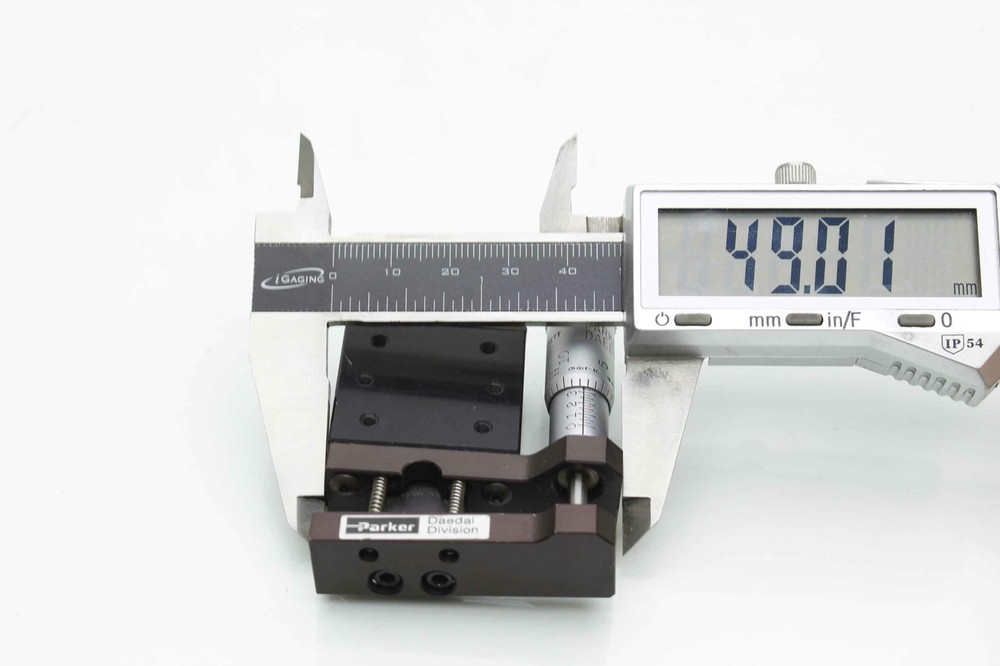 Parker 3952 Single Axis Cross Roller Precision Micrometer Stage 32mm