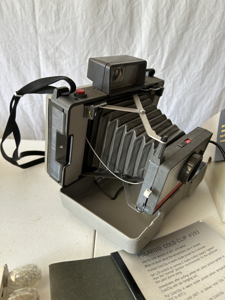 Vtg Polaroid Automatic 104 Land Camera 1965-1967