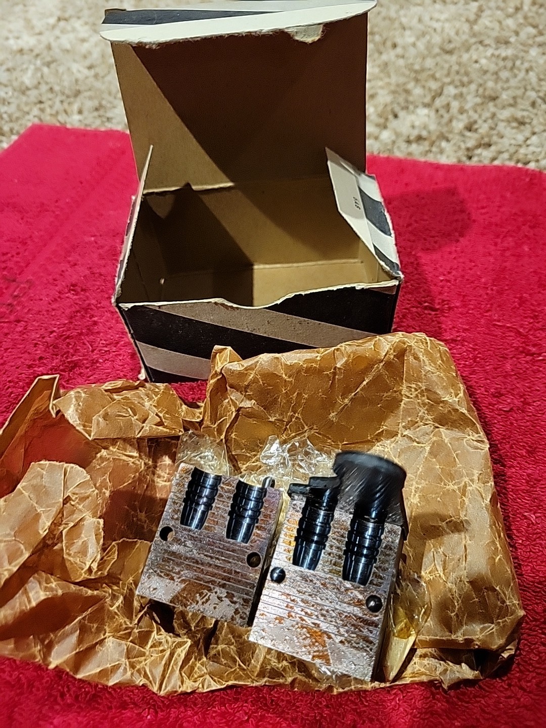 NOS Lyman Bullet Mold 358156 2 Cavity GC  357/38 cal 155 gr  Reloading Ammo