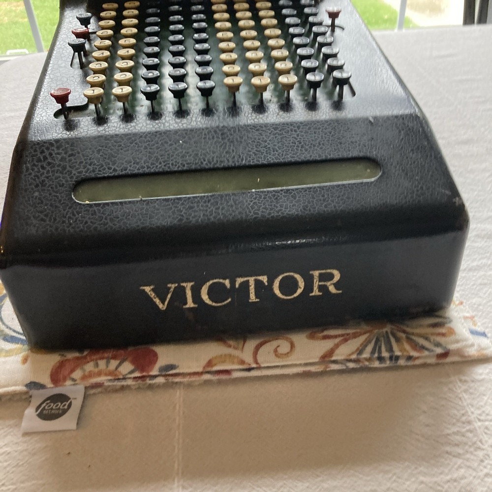 Antique Victor Adding Machine With Subtraction Untested! Seems To Be Intact!