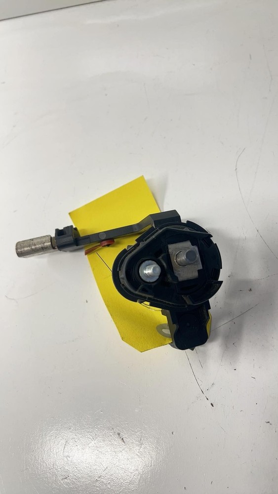 07-13 BMW 335i E90 E91 E92 E93 External Ignition Base Jump Terminal 9144884 OEM