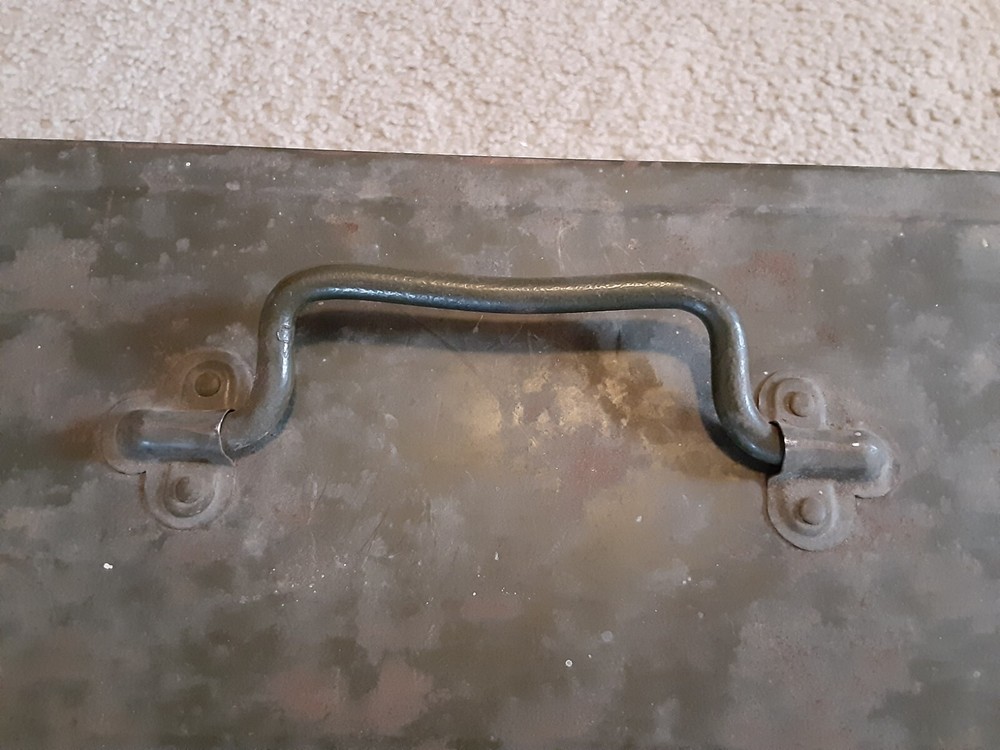 Vintage Eagle Lock Co. tackle or tool box BROKEN LOCK