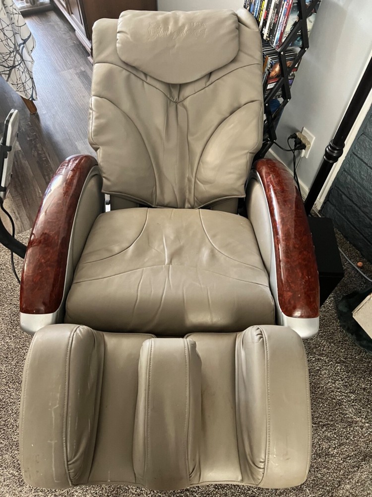 King Kong 5560 Fully Functioning Reclining Massage Chair