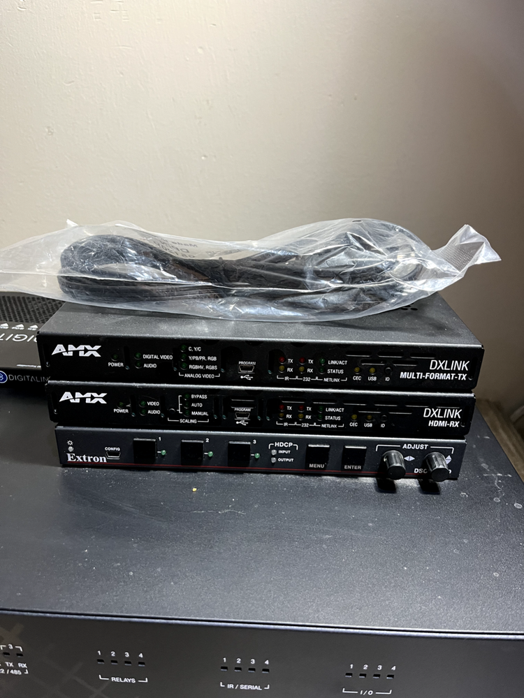 AMX Enova DVX-2110HD-SP Presentation Switcher - Bundle - Read - AS-IS