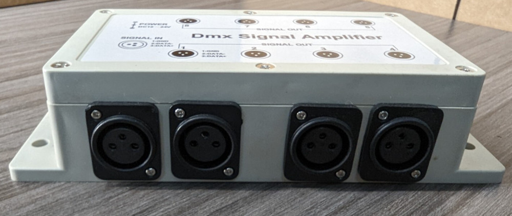 DMX 8 Channel Signal Amplifier