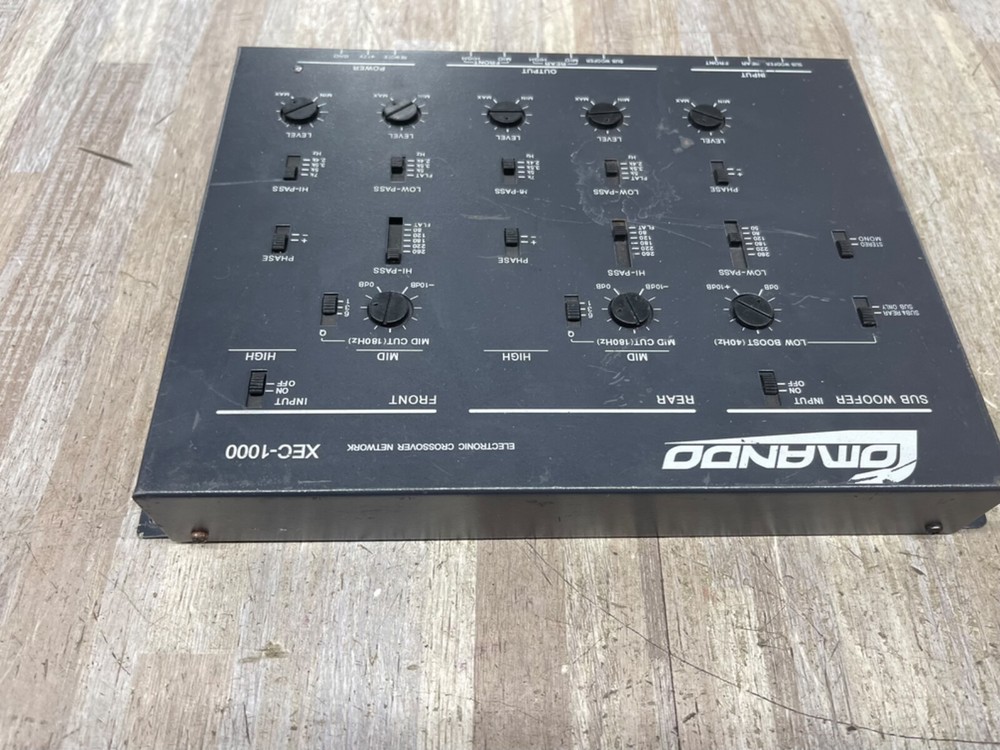 comando XEC-1000 Active Electronic Crossover sound has audible distortion AS IS