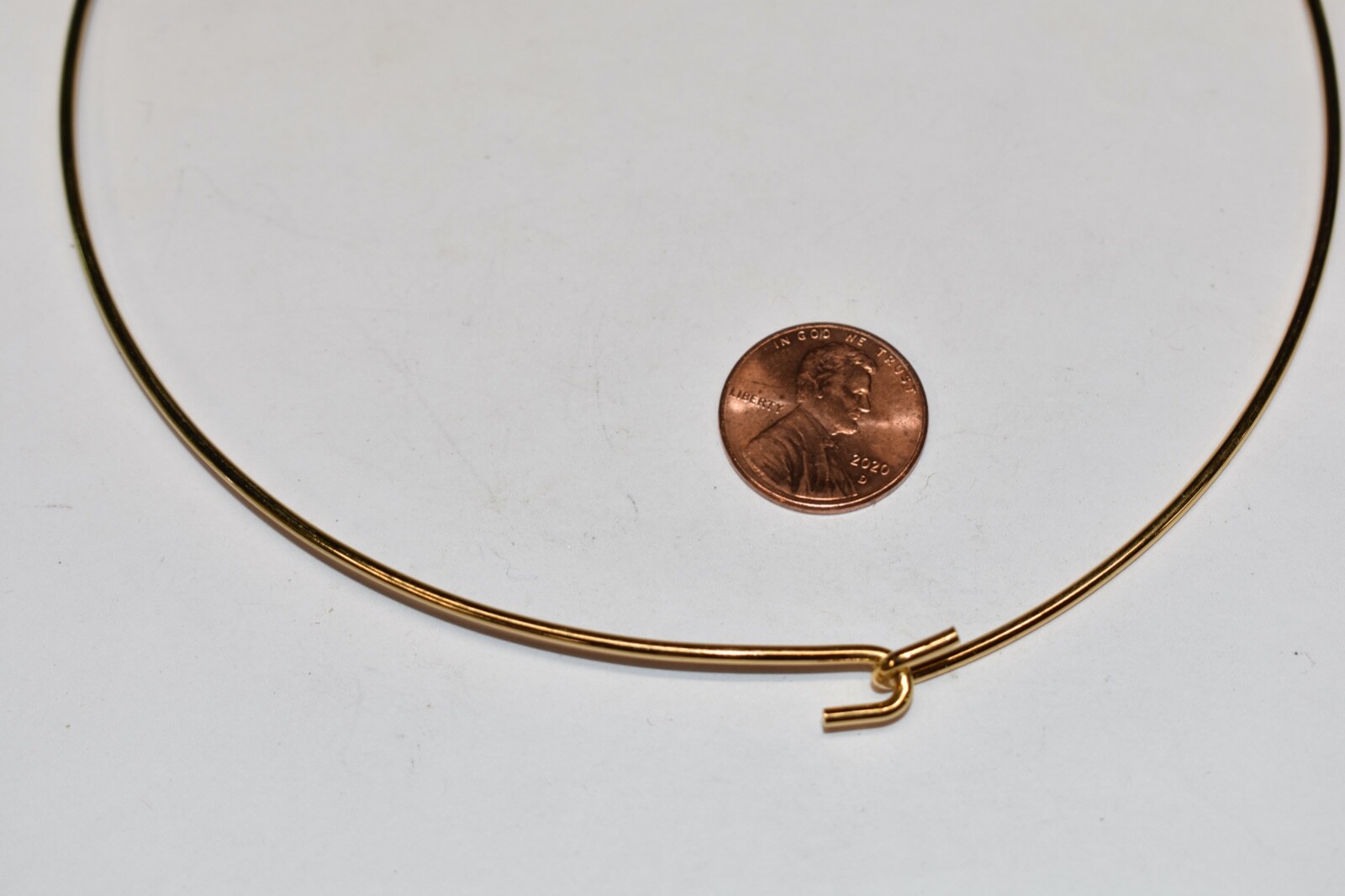 AWESOME METAL CHOKER NECK WIRE ROUND CIRCULAR 14 gauge wire GOLD TONE