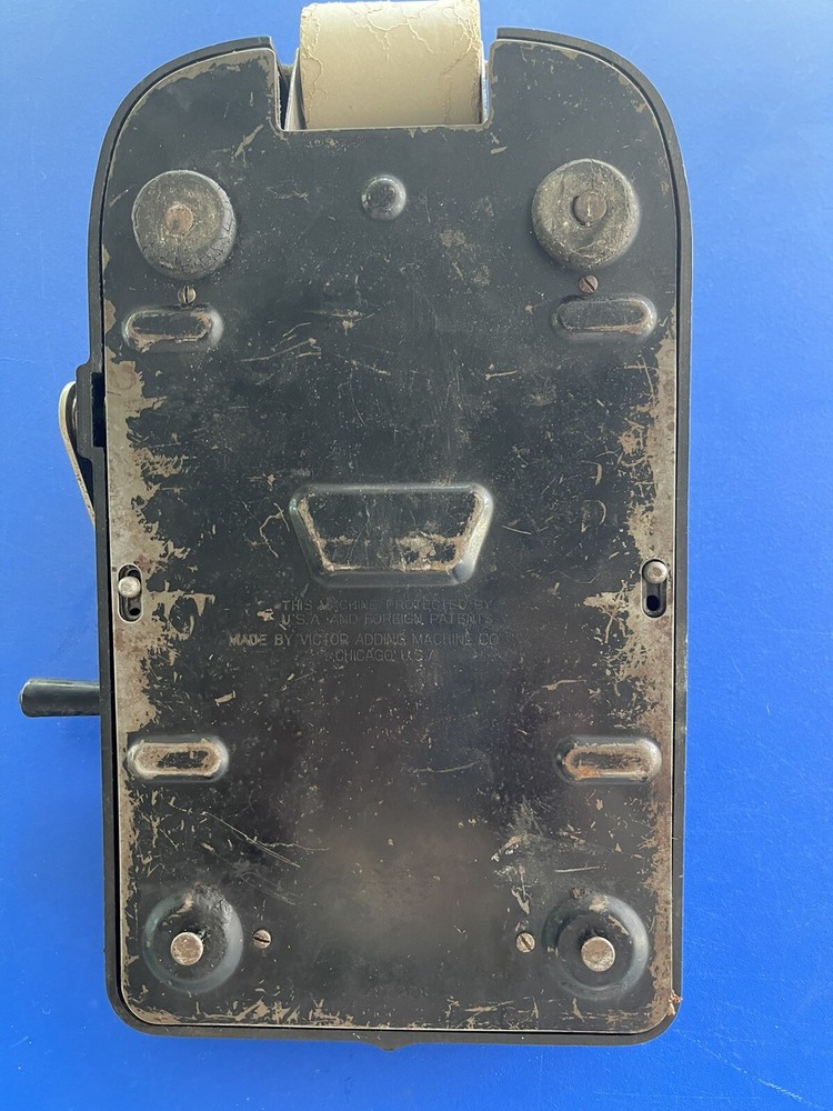 Vintage VICTOR Champion 6 Column Hand Crank Adding Machine.