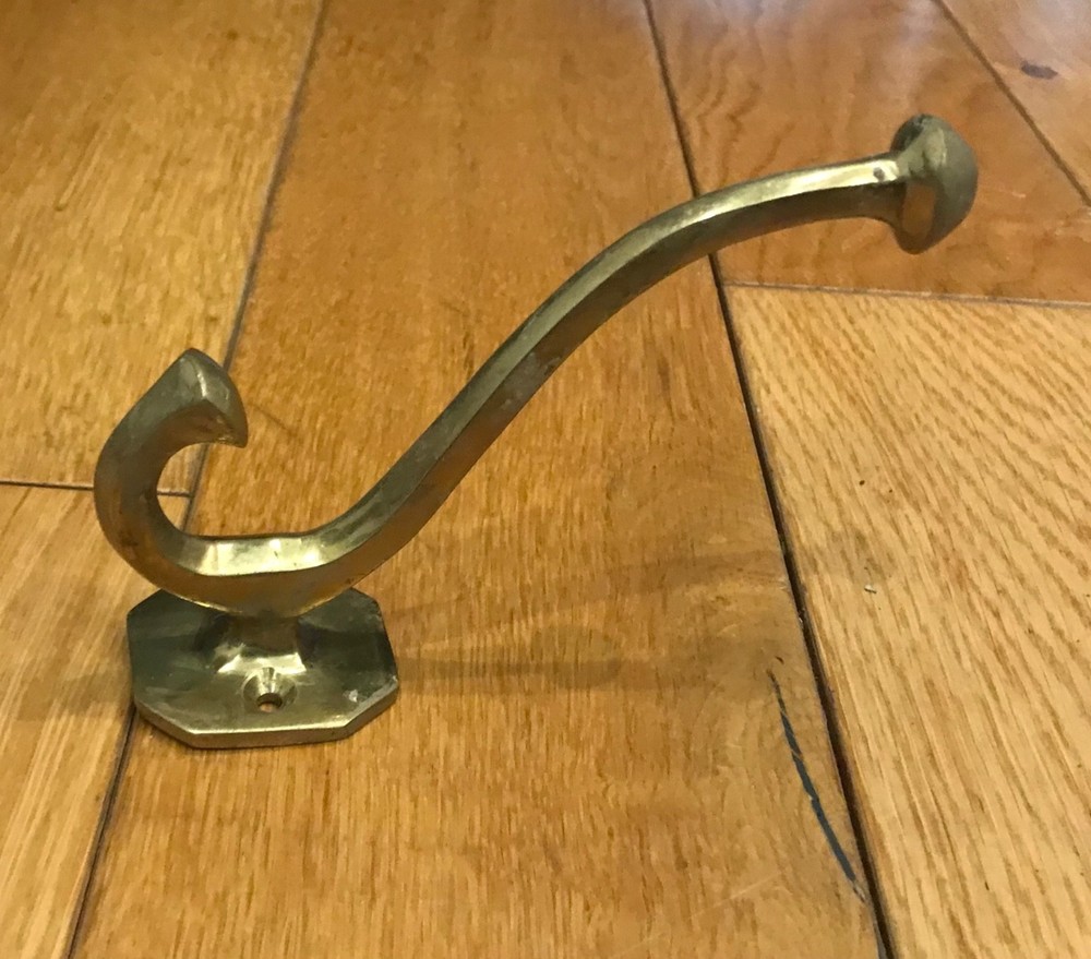 Brass Hat & Coat Hook Peg Wall Door Robe Clothes  Hanger - Ref 2- (YX3)