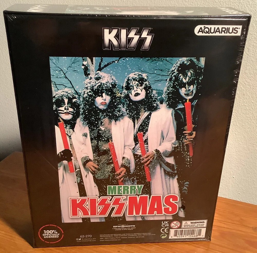 KISS 500 PIECE PUZZLE / AQUARIUS / MERRY KISSMAS / 14”X19"