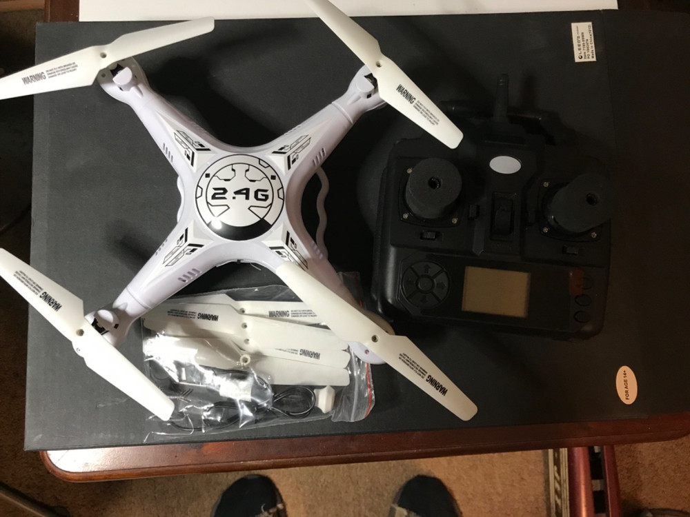 👀Remote control Drone with camera never used LOOK READ