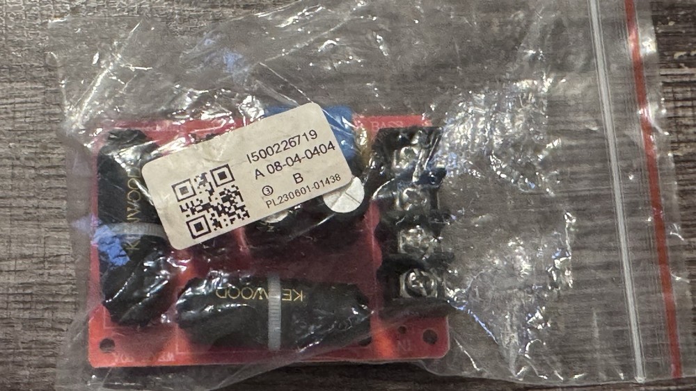 Pure Bass Subwoofer Second-order Crossover Frequency Divider