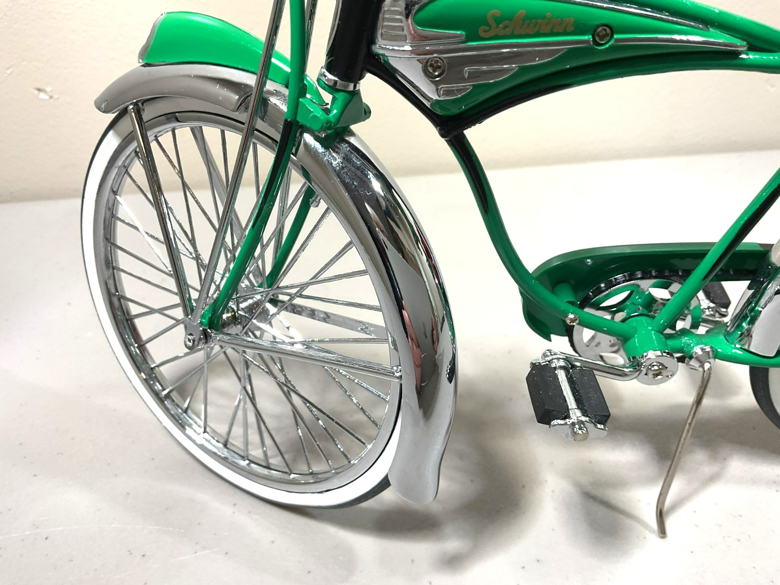 Schwinn Phantom bicycle, Die-cast Metal, 1:6 Scale, Green Enamel Finish, Nice!