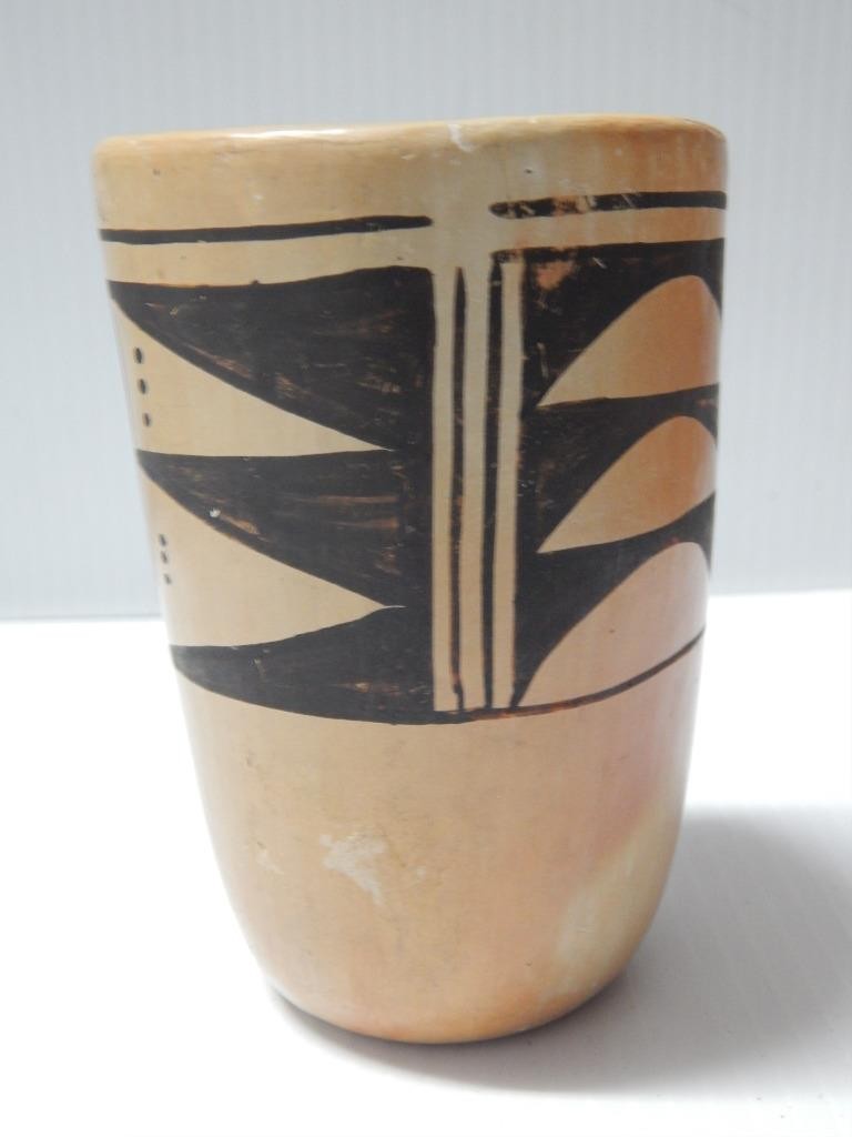 DATED 1954 VINTAGE HOPI PUEBLO INDIAN POTTERY CYLINDER FORM POT - NICE !