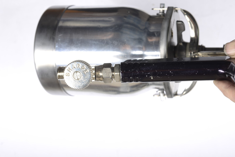 Binks Model 18 Spray Gun