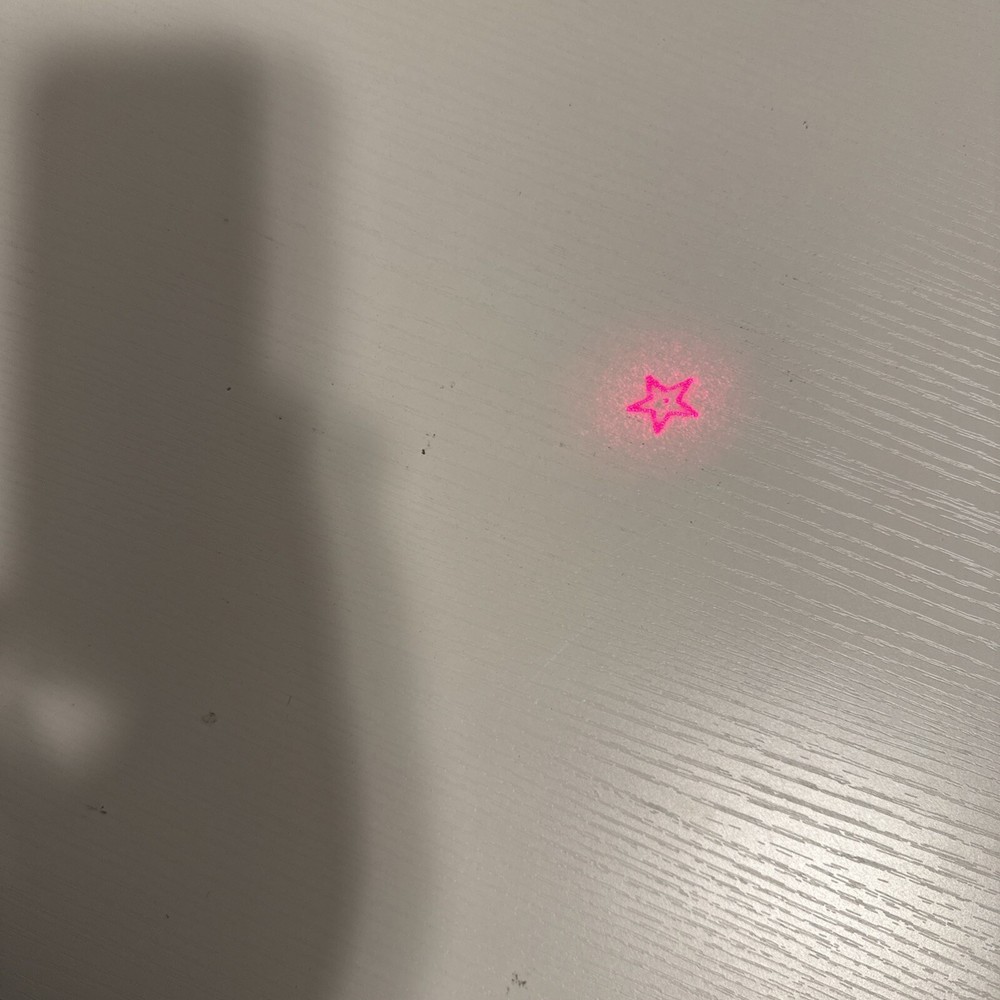 2 Laser Pointers For Cats/Dogs - Tested and Working, See Desc