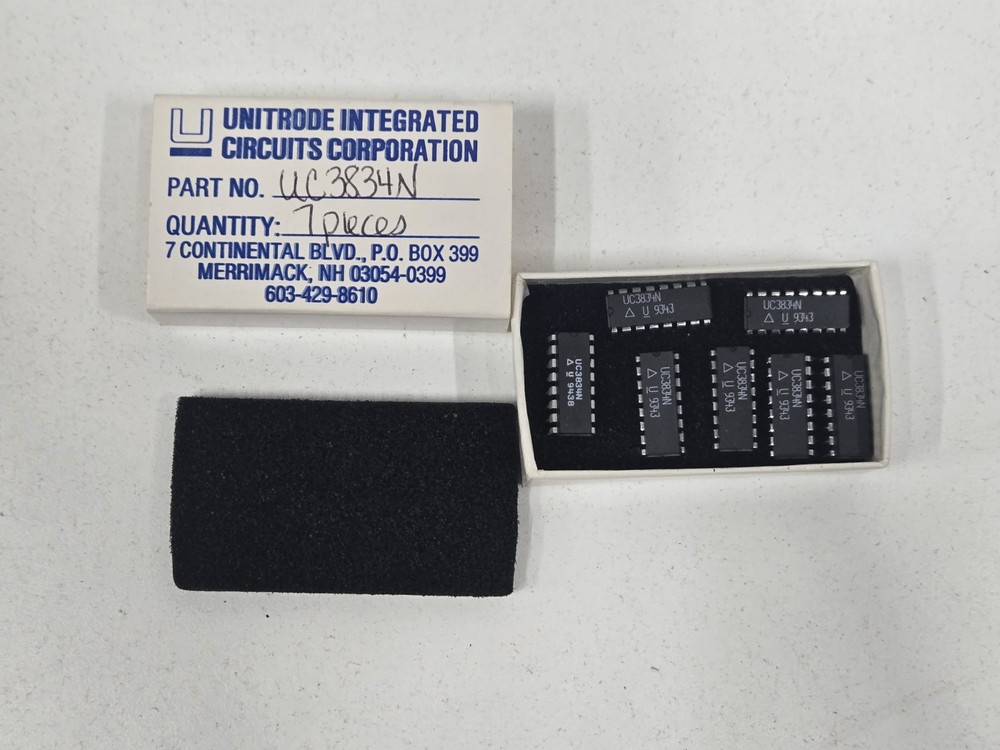 Lot of Unitrode Integrated Circuits Chips Controllers Circuits