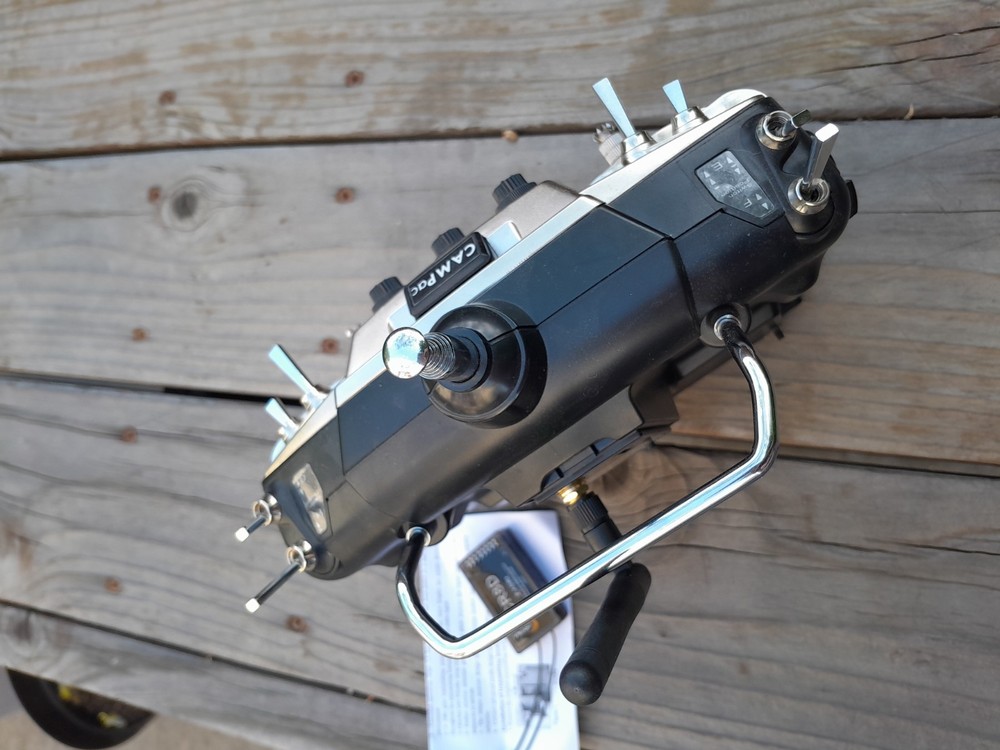 Futaba T9THP Super 9-Channel 2.4g Computerized RC Transmitter,8 Ch RX