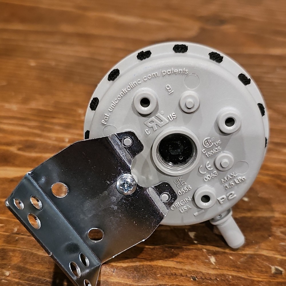 ClimaTek ASX99-302 SPST Pressure Switch